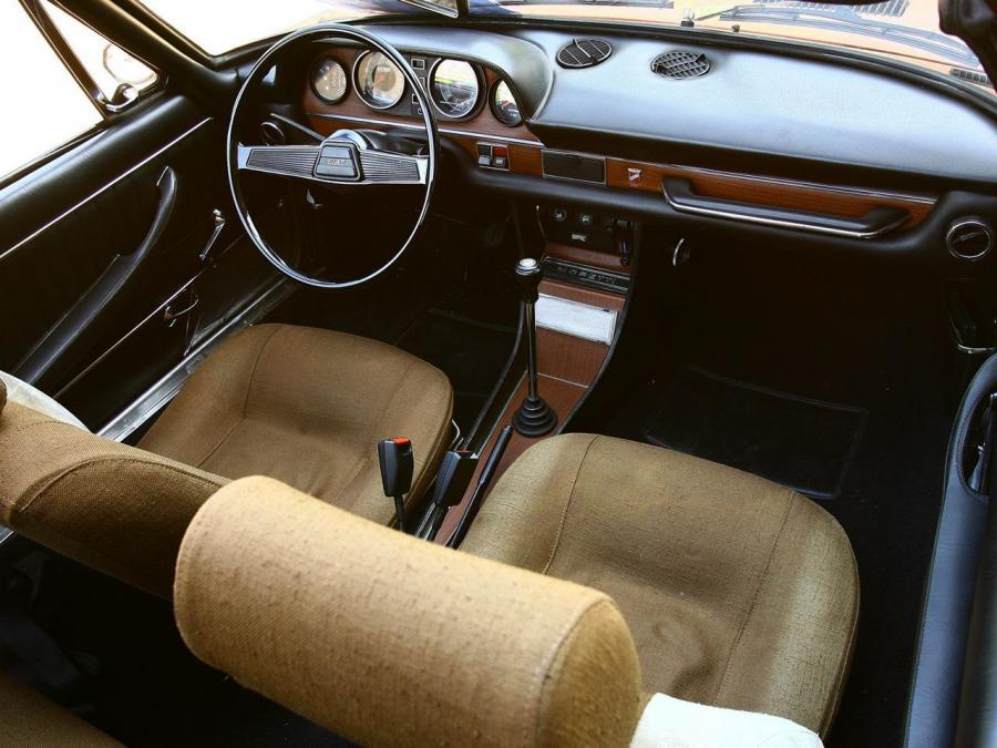  Fiat 128 Roadster Moretti 1969 года  (фото 4 из 6)